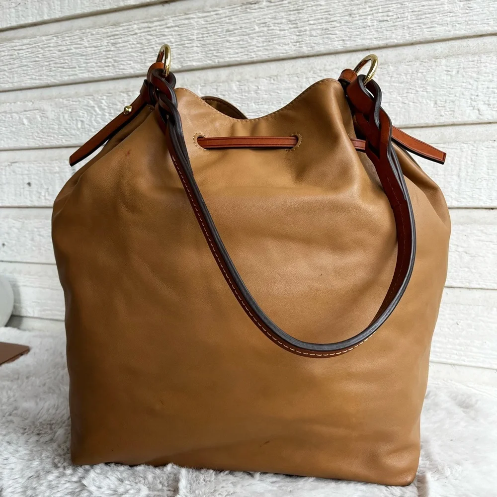 DOONEY & BOURKE Tan XL Tasha Drawstring Bucket Nag Shoulder Tote Sorrento Dillen - Picture 7 of 12